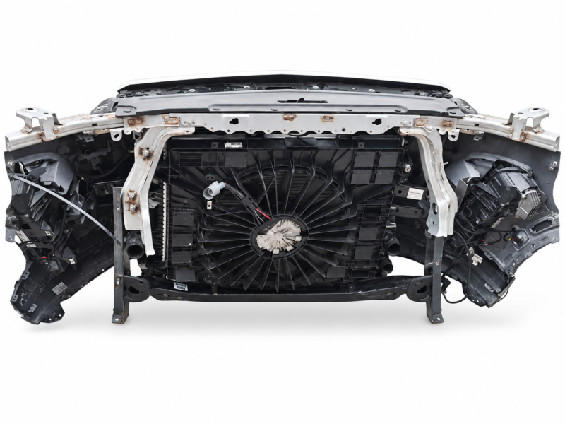 Codex 图像 2026年9月9日 11_29_32 Cadillac XT6 Front Bumper Assembly with Headlights